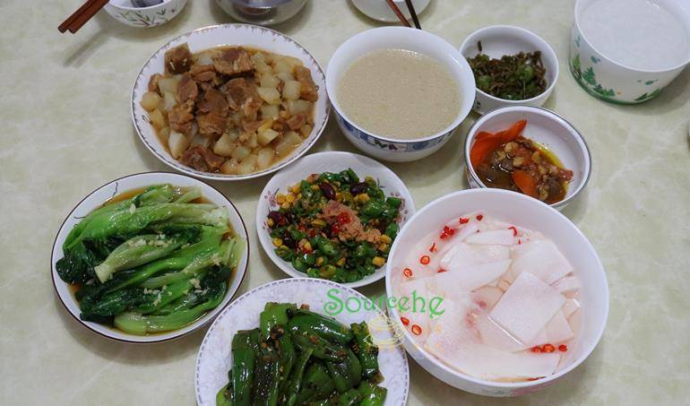 英亚官方网站-
开学了 晚餐四菜一汤一道小吃 50分钟做好 荤素搭配孩子爱吃！(图10)